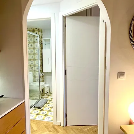Apartment Comfort And Feeling Home_3 Bdrs+2bths+80m2 Terraze Madrid