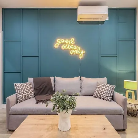 Luxe In Malasana Hub Madri