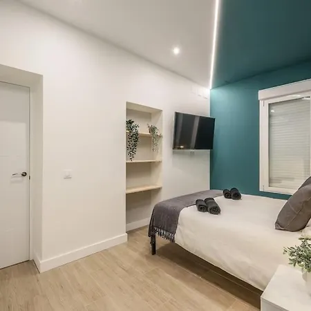 Luxe In Malasana Hub
