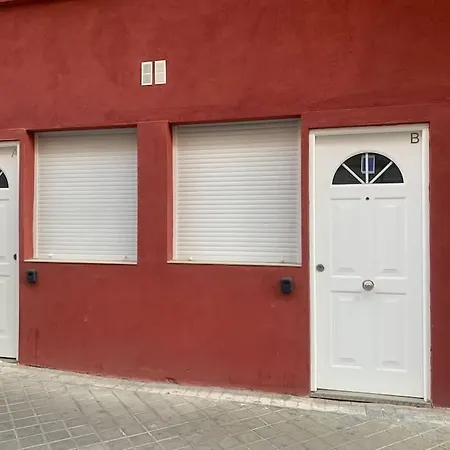 Apartment At 20' By Metro From The Centre