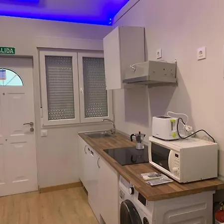 Apartment At 20' By Metro From The Centre *