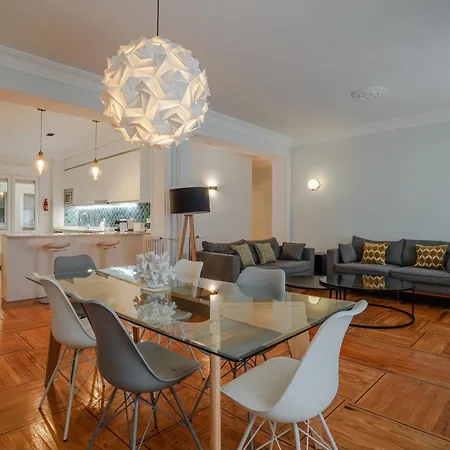 Modern Spacious-3 Bedrooms 2 Bathrooms-retiro *