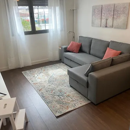 Apartamento Valdebebas Con Garaje Gimnasio Y Piscina *