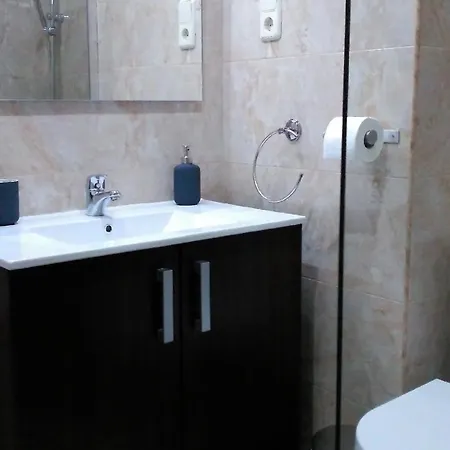 Ruhige Ferienwohnung Im Gruenguertel Der Stadt Apartment *