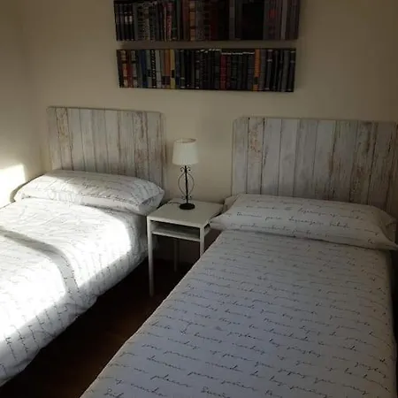 Holiday home Ifema 5 4 Banos, Parking Free Madrid