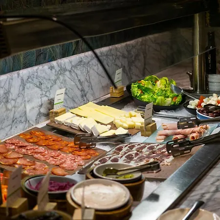 Doubletree By Hilton Madrid-prado 4* Madrid