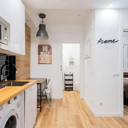 Stylish 1 Bedroom In Barrio Salamanca * Madrid