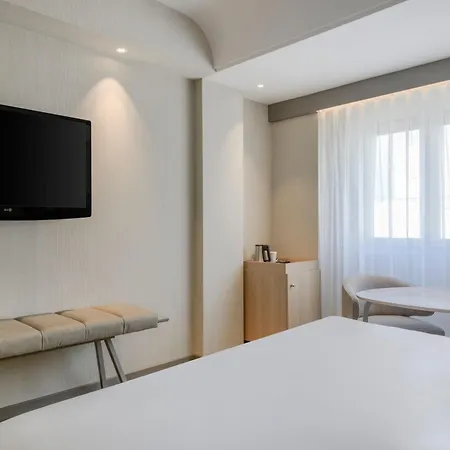 Ac Carlton By Marriott Hotel 4*