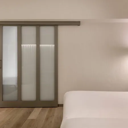 Ac Carlton By Marriott Madrid