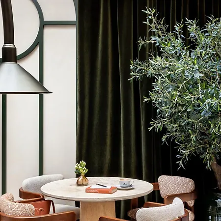Totem Madrid, A Small Luxury Of The World 4* Madrid