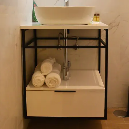 La Rua-montera Hostel Madrid