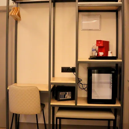 Hostel La Rua-montera Madrid