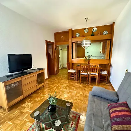 Apartment Acogedor Al Lado Del Estadio Bernabeu *
