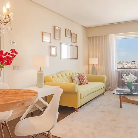 Homeclub Exclusive Flat At Tower Apartment Madrid