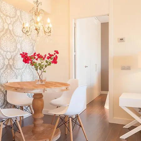 Homeclub Exclusive Flat At Tower Apartment Madrid