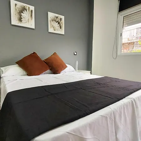 Albufera 1min Metro Apartment *