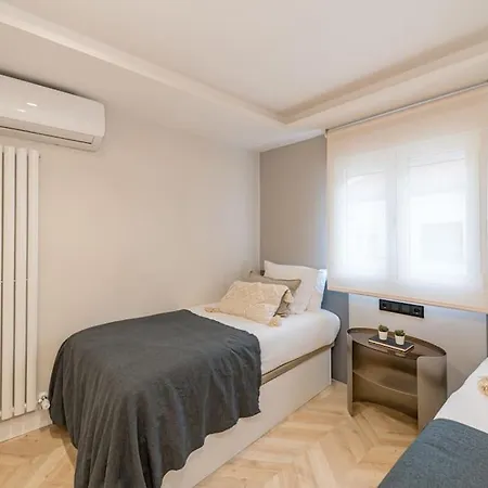 Puerta Del Sol 3br 3bh Madrid