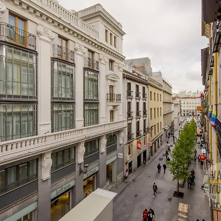Comodo Y Centrico Loft En Calle Carretas - Centro