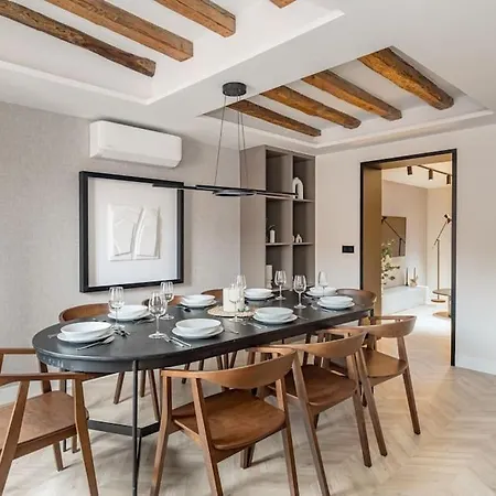 Puerta Del Sol 3br 3bh Apartment