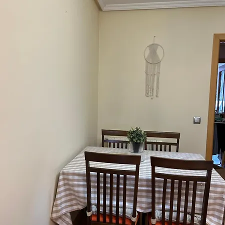 Comoda Individual Guest house