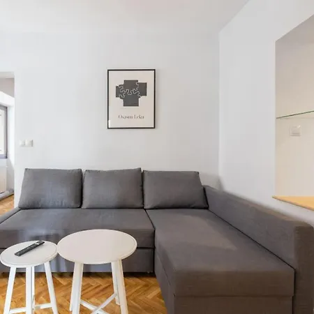 Apartment 3 Bedrooms 2 Bathrooms Furnished - Sol - Bright - Mintystay
