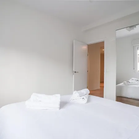 Bright Modern - 2bedrooms 1bath - Delicias *