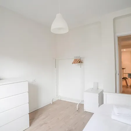 Bright Modern - 2bedrooms 1bath - Delicias