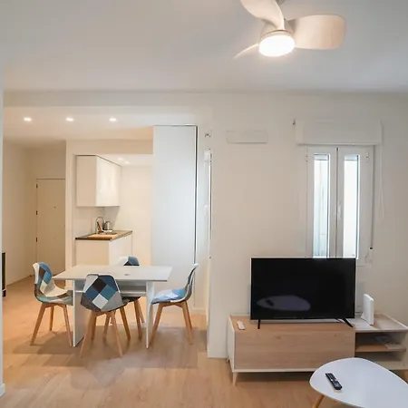 Bright Modern - 2bedrooms 1bath - Delicias Madrid