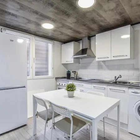 Lofts Reformados En El Bernabeu Alquiler Temporal * 马德里
