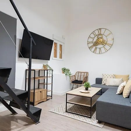 Lofts Reformados En El Bernabeu Alquiler Temporal 公寓 *