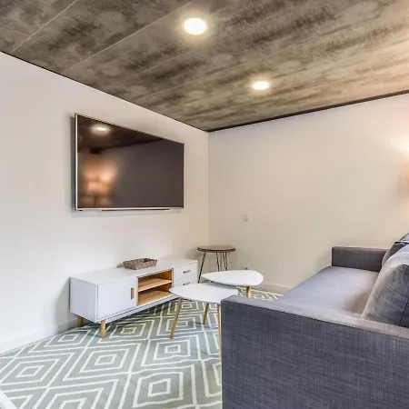 Lofts Reformados En El Bernabeu Alquiler Temporal 马德里
