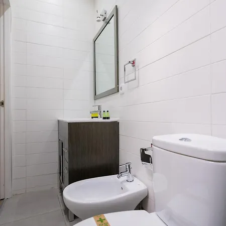 En Chueca 4 Personas Alquiler Temporal Apartment *