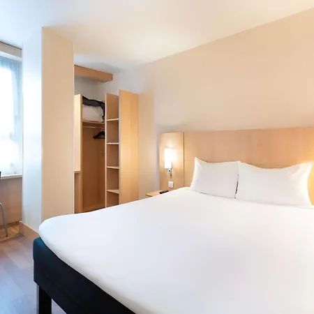 Ibis Centro Ventas Hotel 2*