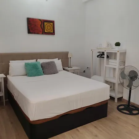 Grand Via House