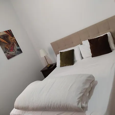 Guest house Grand Via House