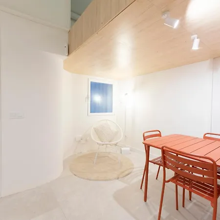 Cozy Triplex En Malasana Apartment *