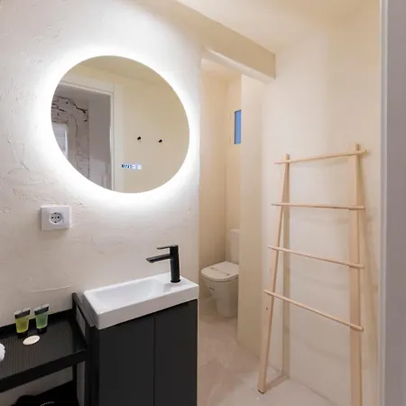 Cozy Triplex En Malasana Apartment *