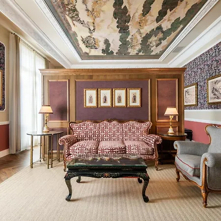 Hotel Palacio Del Retiro, Autograph Collection 5*