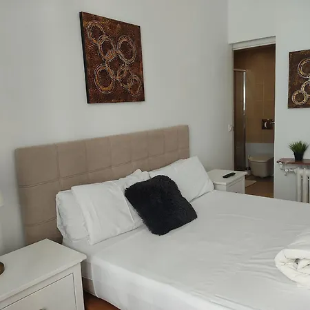 Grand Via House Guest house