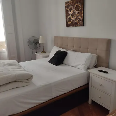 Guest house Grand Via House