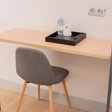 Hostel Juliette-gran Via