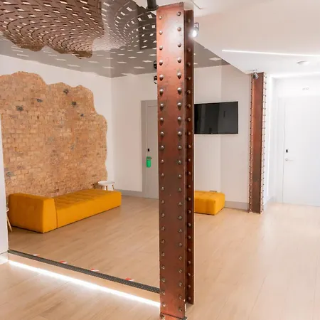 Juliette-gran Via Hostel *