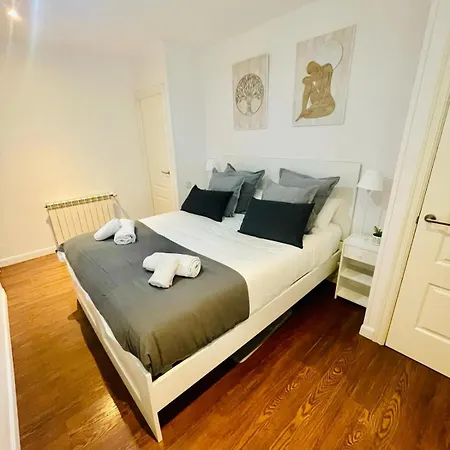 Cuatro Torres, Apto 2 Apartment *