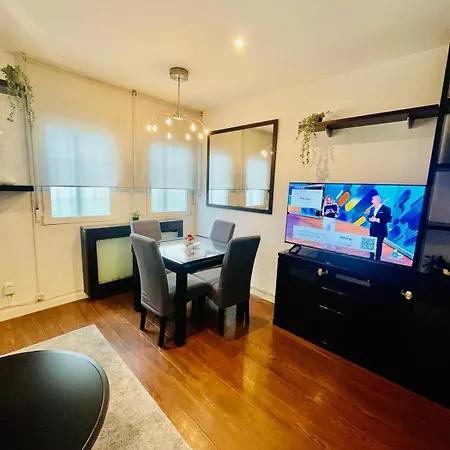 Cuatro Torres, Apto 2 Apartment