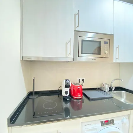 Estudios Gran Via Apartment