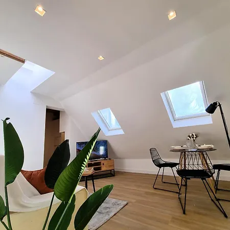 Apartment La Madrilena