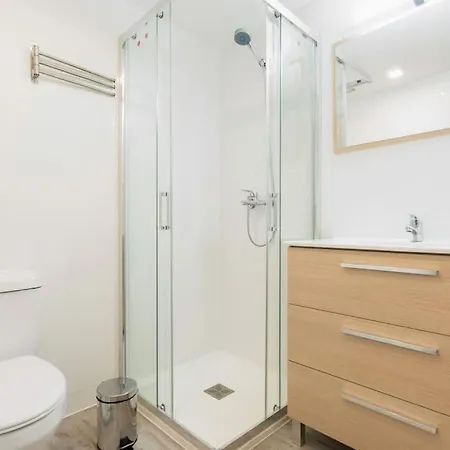 Apartment Charming Flat In Madrid-rio Madrid