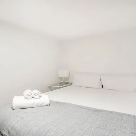 Charming Flat In Madrid-rio *