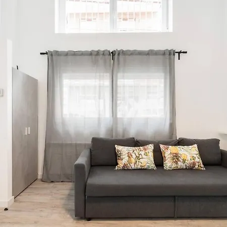 Charming Flat In Madrid-rio Apartment