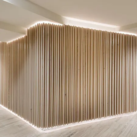 Nh Zurbano Hotel